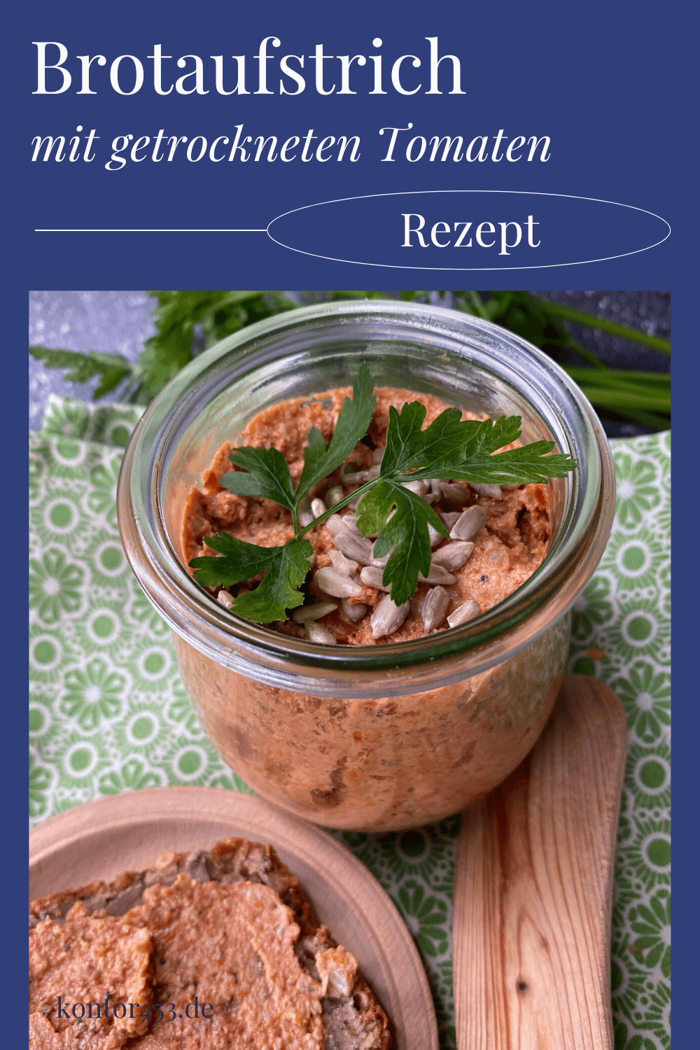 Aufstrich mit Sonnenblumenkernen und getrockneten Tomaten - Rezeptefundus Aufstrich mit Sonnenblumenkernen und getrockneten Tomaten - Rezeptefundus