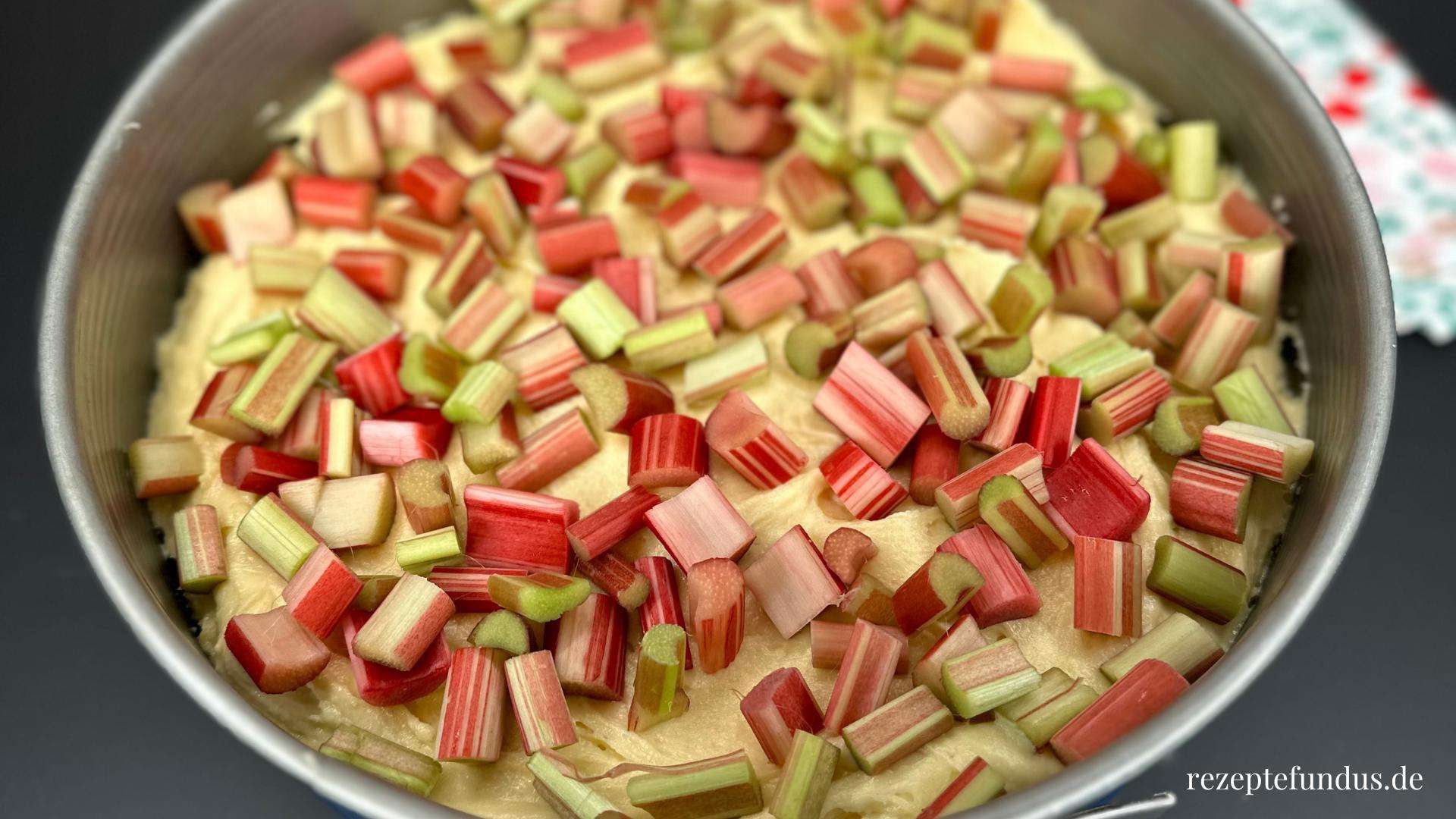 Omas schneller Rhabarberkuchen - Rezeptefundus